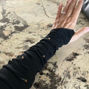 Vintage ladies fingerless long line gloves